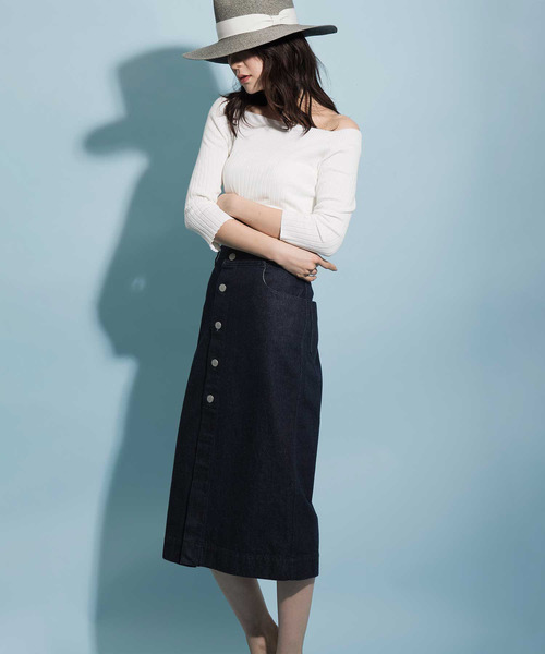 The Virgnia(ザ ヴァージニア)の「変形リブスクエアネックニット(ニット/セーター・レディース・ネイビー/レッド/オフホワイト・FREE)」の12枚目の写真