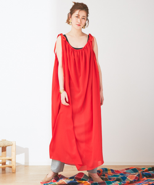 Abahouse Devinette(ドゥヴィネット)の「ギャザードロストマキシワンピース(ワンピース・レディース・ベージュ/レッド/マルチ・FREE)」の12枚目の写真