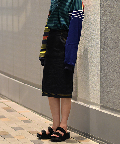 SHAKA（シャカ）の「【SHAKA / シャカ】BUNGY SLIDE PLATFORM（サンダル・レディース・スモークピンク/ホワイト/ラベンダー/グレー/グレイッシュブルー/ブラック/モカ・5/6/7）」の11枚目の写真