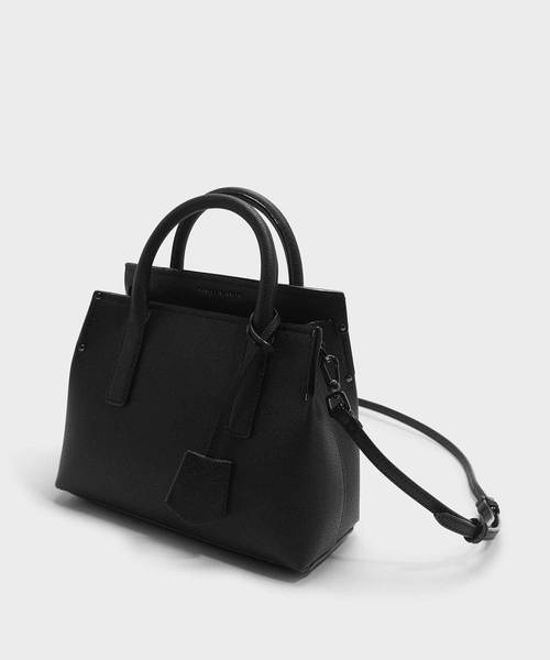 CHARLES & KEITH(チャールズ & キース)の「クラシックトップハンドルバッグ / CLASSIC TOP HANDLE BAG(トートバッグ・レディース・ブラック/ブルー/ライトピンク/レンガ・S)」の6枚目の写真