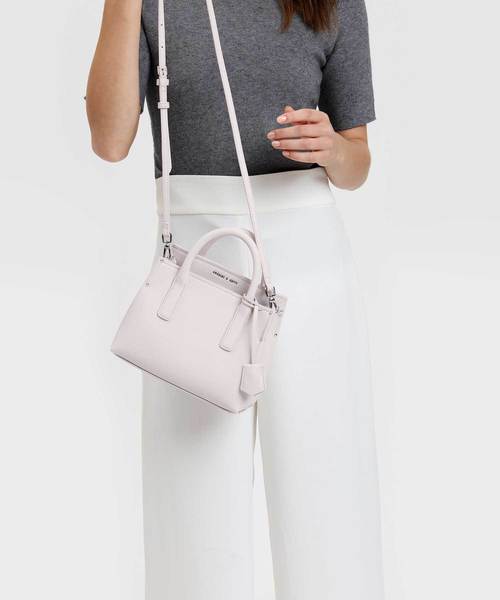 CHARLES & KEITH(チャールズ & キース)の「クラシックトップハンドルバッグ / CLASSIC TOP HANDLE BAG(トートバッグ・レディース・ブラック/ブルー/ライトピンク/レンガ・S)」の18枚目の写真