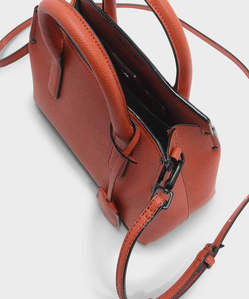 CHARLES & KEITH(チャールズ & キース)の「クラシックトップハンドルバッグ / CLASSIC TOP HANDLE BAG(トートバッグ・レディース・ブラック/ブルー/ライトピンク/レンガ・S)」の22枚目の写真