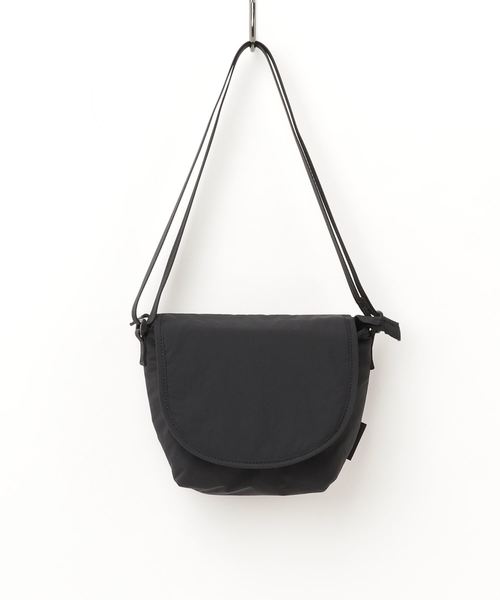 Un coeur（アンクール）の「【Un coeur/アンクール】DIC shoulder 141133（ショルダーバッグ・レディース・ブラック/ベージュ/ネイビー/カーキ・FREE）」の2枚目の写真