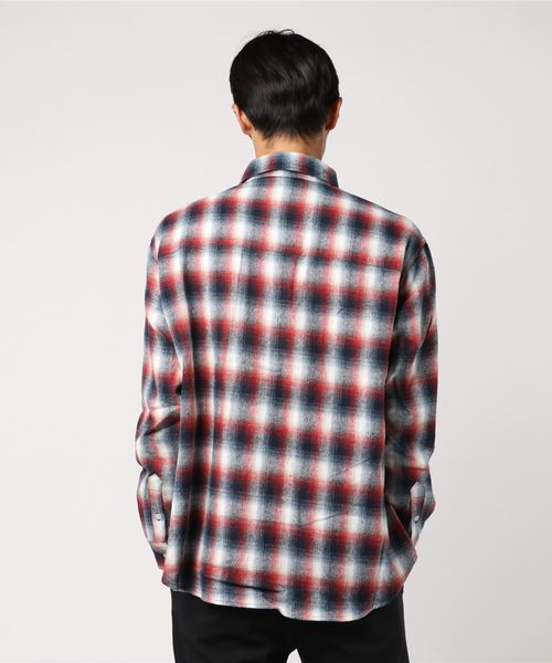VENCEEXCHANGE(ヴァンスエクスチェンジ)の「ドロップショルダーチェックシャツ(シャツ/ブラウス・メンズ・レッド/グリーン・M/L)」の4枚目の写真