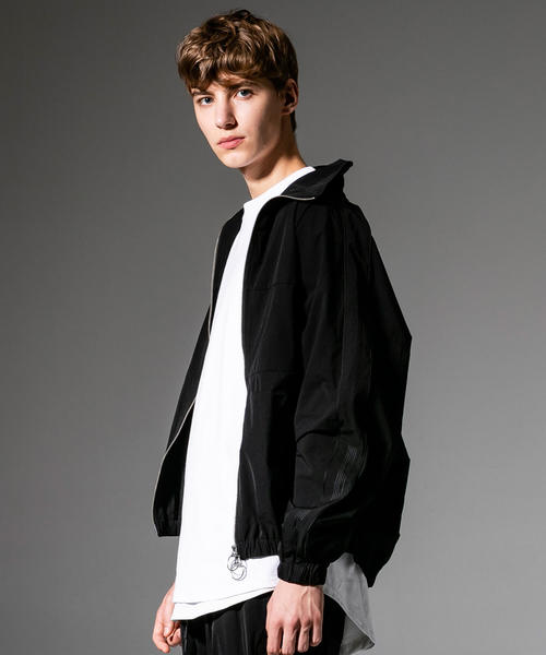 NUMBER (N)INE DENIM(ナンバーナインデニム)の「NUMBER (N)INE DENIM(ナンバーナインデニム)ストレッチナイロントラックジャケット(ブルゾン・メンズ・ブラック/レッド・SMALL/MEDIUM/LARGE/X-LARGE)」の7枚目の写真