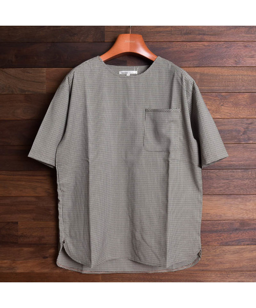 ARCHIVER（アーカイバ）の「【Ir】TRストレッチTシャツ（Tシャツ/カットソー・レディース・ブラック/グレー/グレー系その他/ベージュ/ベージュ系その他/ネイビー・MEDIUM/LARGE/X-LARGE）」の21枚目の写真