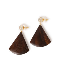 SHIPS | YOCHI:トライアングルピアス(ピアス（両耳用）)