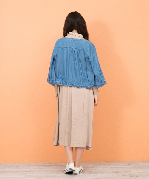 MARBLE WALTS（マーブルワルツ）の「ノーカラーカジュアルジャケット（ブルゾン・レディース・ベージュ/カーキ/サックスブルー/ブルー・M/L）」の6枚目の写真