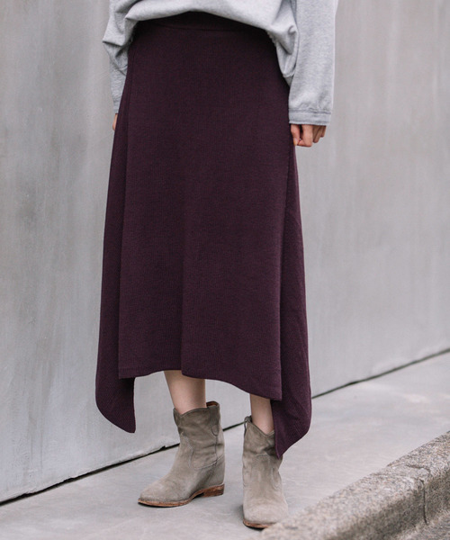 Munich(ミューニック)の「片畦編みニット イレギュラーヘムフレアスカート(スカート)」|ダークパープル
