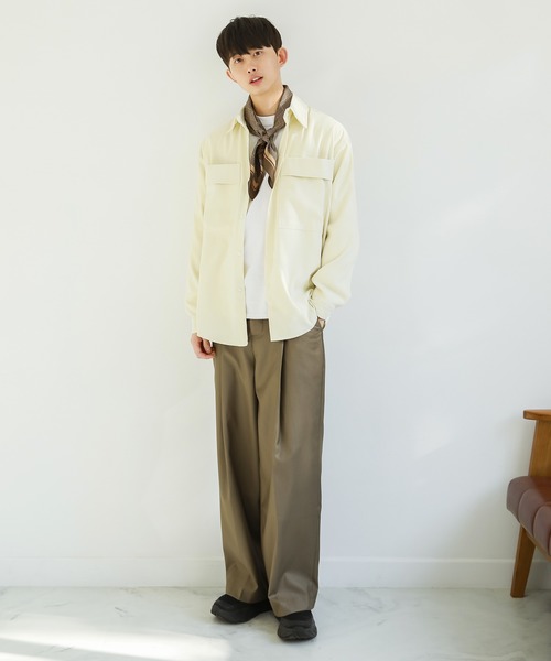 Niell（ニール）の「シルクタッチ大判スカーフ/総柄/ユニセックス（バンダナ/スカーフ・メンズ・ベージュ/ネイビー/ホワイト系その他/ブラウン系その他/ブラック/その他2/その他5/その他6/その他3/その他1/その他4・FREE）」の15枚目の写真