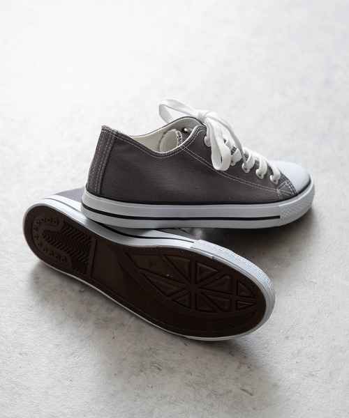 welleg（ウェレッグ）の「2タイプ選べる キャンパススニーカー 紐ありver.（スニーカー・レディース・ネイビー/アイボリー/ベージュ系その他/カーキ/マスタード/ベージュ/グレー/ブラック/ダークグレー/パイソン/レオパード/ブラック系その他・S/L/M/XS/3L/LL）」の5枚目の写真