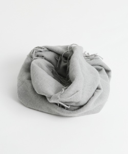 LOWRYS FARM(ローリーズファーム)の「フリンジカラースヌード 892064(ネックウォーマー/スヌード・キッズ・チャコールグレー/ブラウン/グレー・FREE)」の2枚目の写真