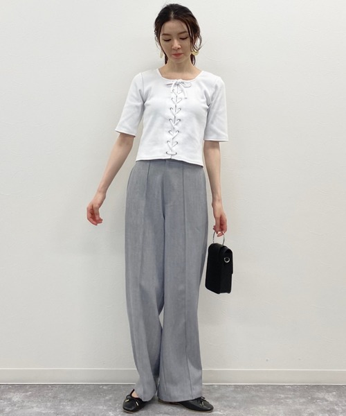archives(アルシーヴ)の「レースアッププルオーバー(Tシャツ/カットソー・レディース・オフホワイト/ブラック/ラベンダー/ピンク系その他・MEDIUM)」の10枚目の写真