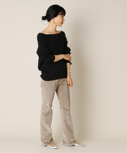 SHENERY（シーナリー）の「コーデュロイフレアパンツ（その他パンツ・レディース・ベージュ/ライトグレー・36/38）」の18枚目の写真