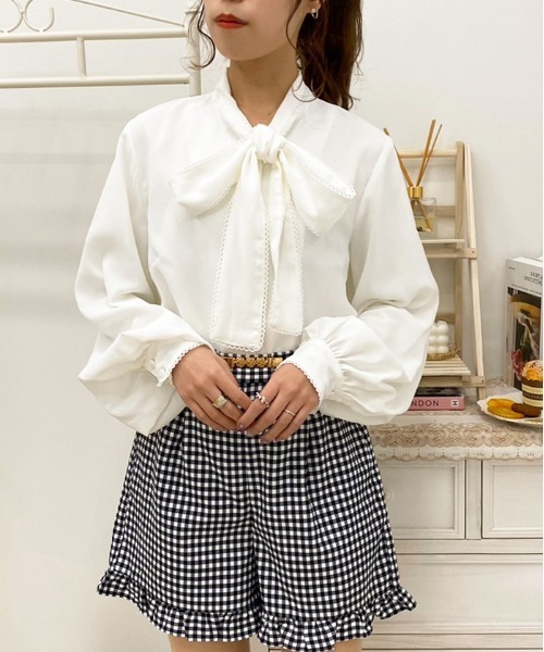 apres jour(アプレジュール)の「ピコレースボウタイブラウス【ZOZOTOWN限定アイテム】【1AP】(シャツ/ブラウス・レディース・ライトベージュ/アイボリー/オフホワイト・X-LARGE/フリー)」の5枚目の写真