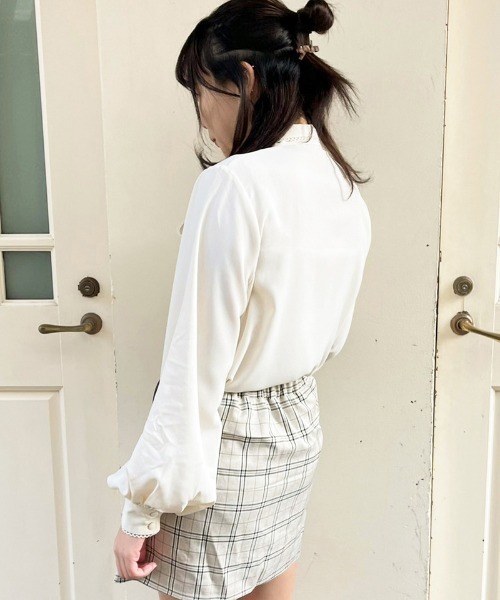 apres jour(アプレジュール)の「ピコレースボウタイブラウス【ZOZOTOWN限定アイテム】【1AP】(シャツ/ブラウス・レディース・ライトベージュ/アイボリー/オフホワイト・X-LARGE/フリー)」の18枚目の写真