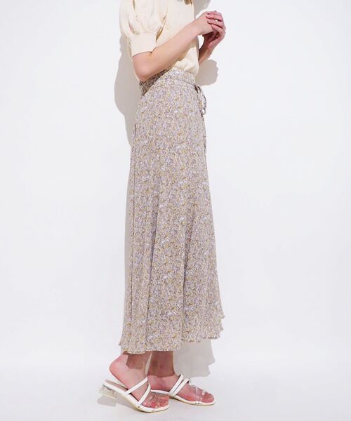 MAJESTIC LEGON（マジェスティックレゴン）の「アンニュイフラワーマーメイドスカート（スカート・レディース・ホワイト系その他/ベージュ系その他2/パープル系その他2・SMALL/MEDIUM）」の19枚目の写真