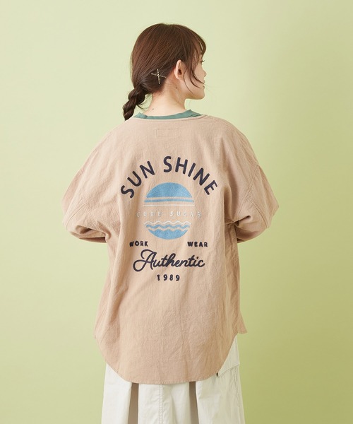 CUBE SUGAR（キューブシュガー）の「綿ボイル 刺繍入り クルーネック ８分袖シャツ（シャツ/ブラウス・レディース・ベージュ/マルチ/ピンク/カーキ/ネイビー・M）」の2枚目の写真