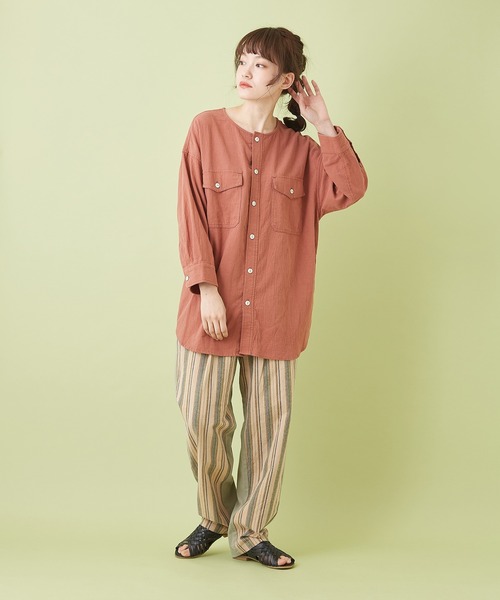 CUBE SUGAR（キューブシュガー）の「綿ボイル 刺繍入り クルーネック ８分袖シャツ（シャツ/ブラウス・レディース・ベージュ/マルチ/ピンク/カーキ/ネイビー・M）」の9枚目の写真