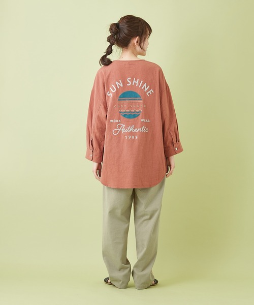 CUBE SUGAR（キューブシュガー）の「綿ボイル 刺繍入り クルーネック ８分袖シャツ（シャツ/ブラウス・レディース・ベージュ/マルチ/ピンク/カーキ/ネイビー・M）」の11枚目の写真