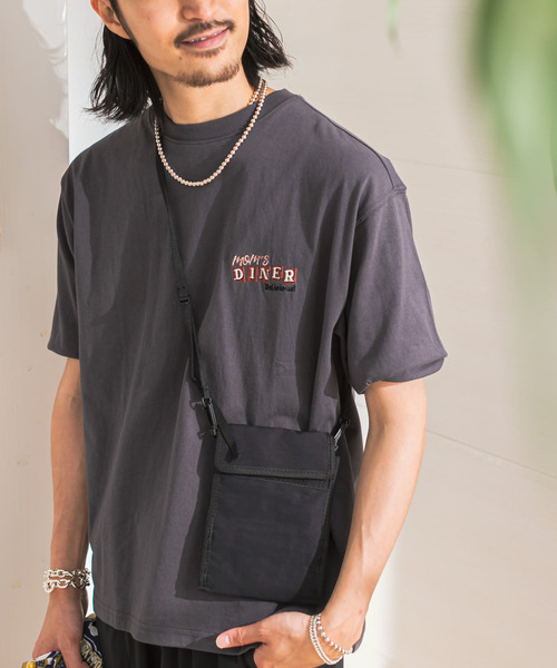 URBAN RESEARCH Sonny Label(アーバンリサーチサニーレーベル)の「DINER/BAR MOTIF Tシャツ(Tシャツ/カットソー・メンズ・チャコールグレー/ホワイト/ピンク/ミント・MEDIUM/LARGE)」の14枚目の写真