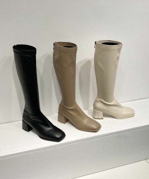 KOR（ケーオーアール）の「スクエアトゥロングブーツ（ブーツ・レディース・ホワイト/ブラック/アイボリー・38/36/37）」の17枚目の写真