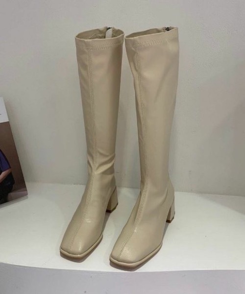 KOR（ケーオーアール）の「スクエアトゥロングブーツ（ブーツ・レディース・ホワイト/ブラック/アイボリー・38/36/37）」の14枚目の写真