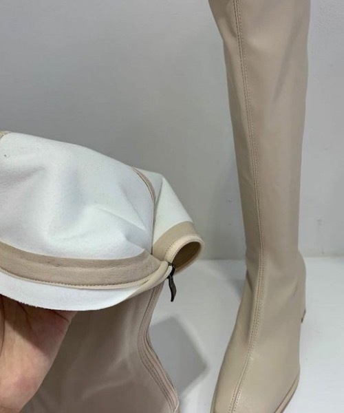 KOR（ケーオーアール）の「スクエアトゥロングブーツ（ブーツ・レディース・ホワイト/ブラック/アイボリー・38/36/37）」の19枚目の写真