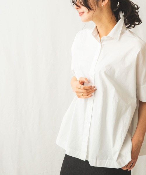 NARACAMICIE（ナラカミーチェ）の「ビッグシルエット半袖シャツ（シャツ/ブラウス・レディース・ホワイト/ネイビー・MEDIUM/X-LARGE）」の6枚目の写真