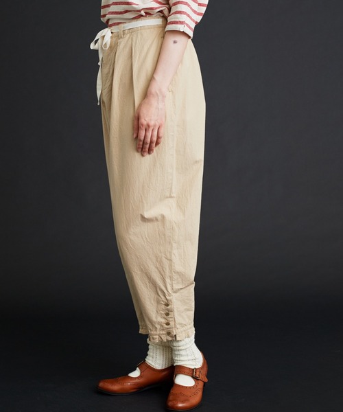 Malle（マル）の「malle ハイカウントダンプ　裾タックパンツ（その他パンツ・レディース・ベージュ/チャコールグレー・FREE）」の13枚目の写真