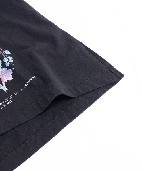 RNA（アールエヌエー）の「M1682 ベリーボタニカルプリントBIG-Tシャツ（Tシャツ/カットソー・レディース・ミント/ブラック/ホワイト・MEDIUM）」の16枚目の写真