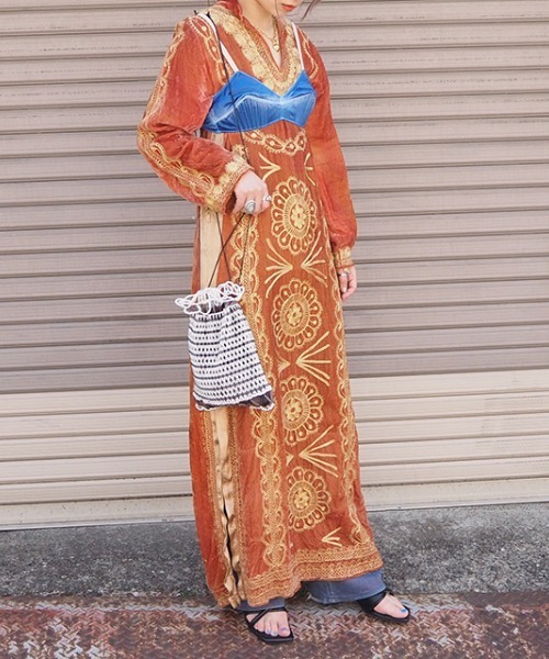 Casselini（キャセリーニ）の「フェイクパールビーズ巾着（ショルダーバッグ・レディース・ブラック/シルバー/ゴールド・FREE）」の11枚目の写真