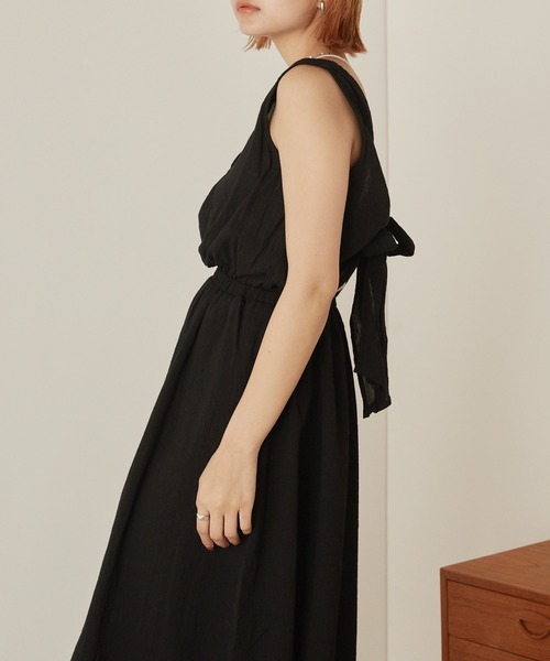 mikke(ミッケ)の「ノースリーブバックシャンリボンワンピース(ワンピース・レディース・ブラック/カーキ/オレンジ・FREE)」の21枚目の写真