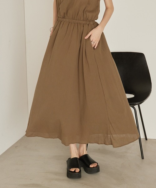 mikke(ミッケ)の「ノースリーブバックシャンリボンワンピース(ワンピース・レディース・ブラック/カーキ/オレンジ・FREE)」の9枚目の写真