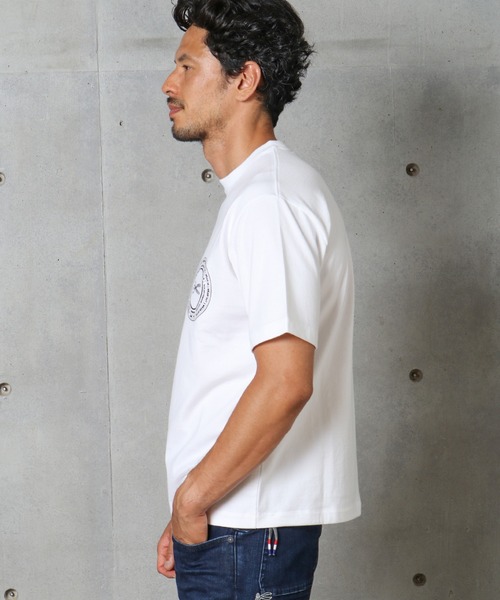 MEN'S BIGI（メンズビギ）の「＜DENHAM(デンハム)＞別注 刺繍ロゴTシャツ　made in japan（Tシャツ/カットソー・メンズ・ホワイト/ベージュ・02/03）」の4枚目の写真