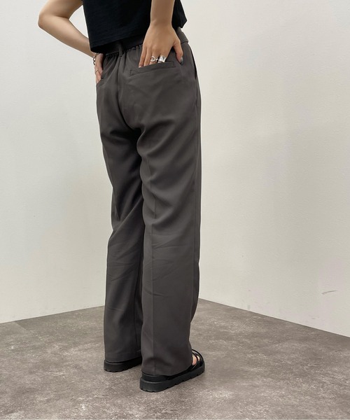 apres jour mignon(アプレジュールミニョン)の「ストレートパンツ【SETUP可能】【ZOZOTOWN限定アイテム】(その他パンツ・レディース・ブラック/チャコールグレー/カーキ/パープル・MEDIUM/X-LARGE/SMALL)」の19枚目の写真