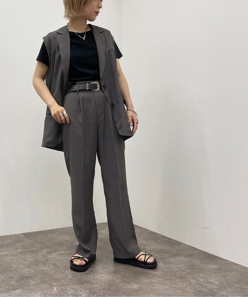 apres jour mignon(アプレジュールミニョン)の「ストレートパンツ【SETUP可能】【ZOZOTOWN限定アイテム】(その他パンツ・レディース・ブラック/チャコールグレー/カーキ/パープル・MEDIUM/X-LARGE/SMALL)」の21枚目の写真
