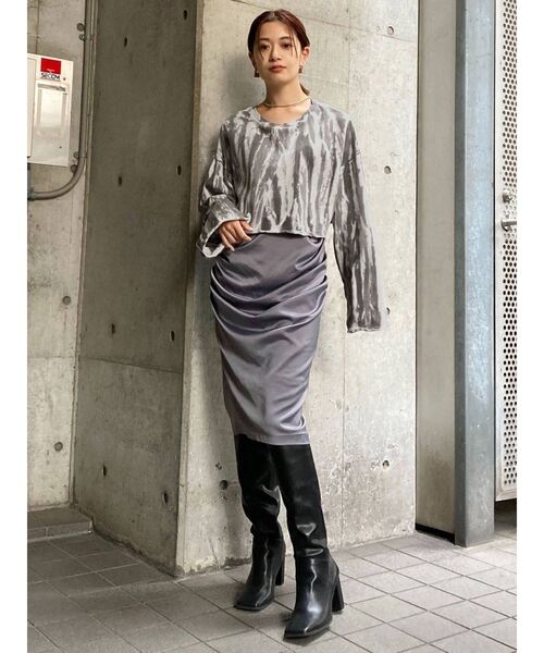 EMODA(エモダ)の「クラッシュタイダイショートプルオーバー(Tシャツ/カットソー・レディース・アイボリー/グレー/カーキ/ホワイト/ブラック・FREE)」の11枚目の写真