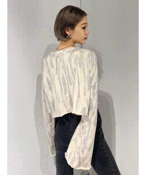 EMODA(エモダ)の「クラッシュタイダイショートプルオーバー(Tシャツ/カットソー・レディース・アイボリー/グレー/カーキ/ホワイト/ブラック・FREE)」の13枚目の写真