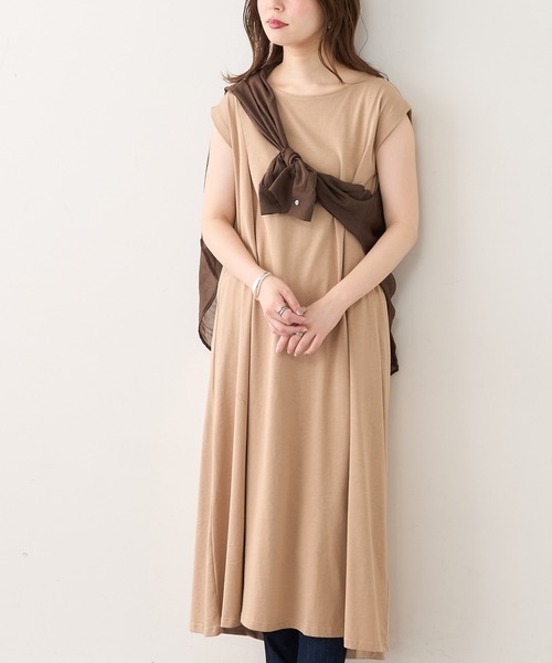 natural couture(ナチュラルクチュール)の「ノースリーブAラインワンピース(ワンピース・レディース・サーモンピンク/ブルー/グリーン/ベージュ/ブラック・FREE)」の2枚目の写真