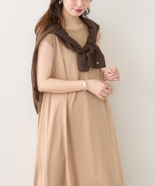 natural couture(ナチュラルクチュール)の「ノースリーブAラインワンピース(ワンピース・レディース・サーモンピンク/ブルー/グリーン/ベージュ/ブラック・FREE)」の14枚目の写真