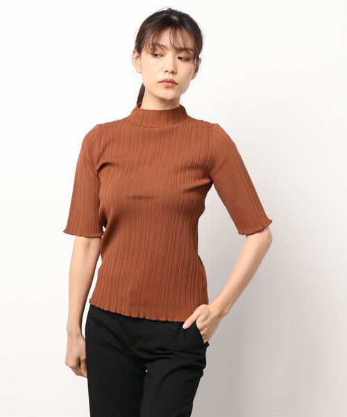 alcali（アルカリ）の「ランダムリブ5分袖ボトルネック（ニット/セーター・レディース・ブラック/イエロー/ブラウン/アイボリー・FREE）」の4枚目の写真