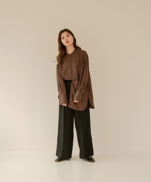 I_am（アイアム）の「stitch no collar blouse（シャツ/ブラウス・レディース・ベージュ/ブラウン/カーキ・FREE）」の5枚目の写真