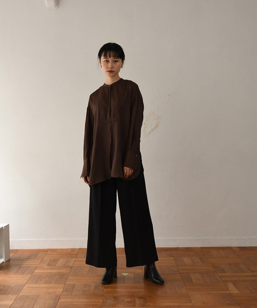 I_am（アイアム）の「stitch no collar blouse（シャツ/ブラウス・レディース・ベージュ/ブラウン/カーキ・FREE）」の13枚目の写真