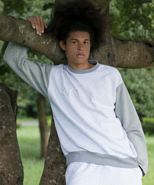 S'more(スモア)の「Logo Crew Sweat(スウェット・レディース・杢グレー/ネイビー・SMALL/MEDIUM/LARGE)」の8枚目の写真