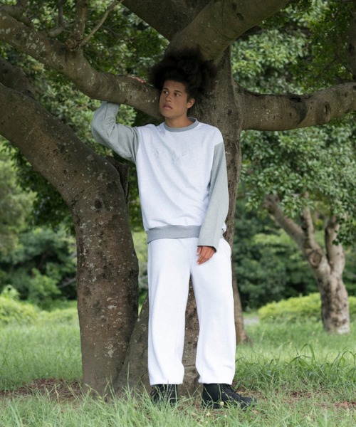 S'more(スモア)の「Logo Crew Sweat(スウェット・レディース・杢グレー/ネイビー・SMALL/MEDIUM/LARGE)」の3枚目の写真