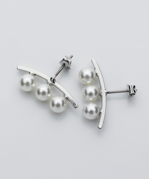 ciite'（シーテ）の「3連パールピアス（ピアス（両耳用））」 - WEAR