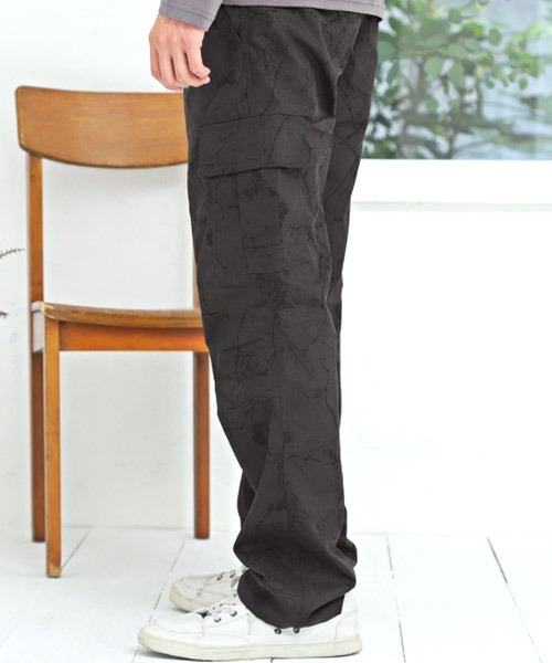 LUXSTYLE(ラグスタイル)の「クラックプリントカーゴパンツ(カーゴパンツ・メンズ・ブラック/チャコール・M/XL/L)」の15枚目の写真