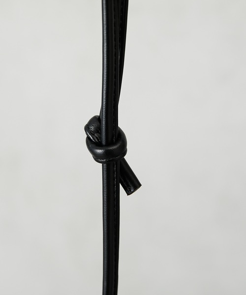 ear PAPILLONNER(イアパピヨネ)の「(WEB限定)サイドボールショルダーバッグ(ショルダーバッグ・レディース・ブラック/ブルーグリーン/イエロー・FREE)」の5枚目の写真