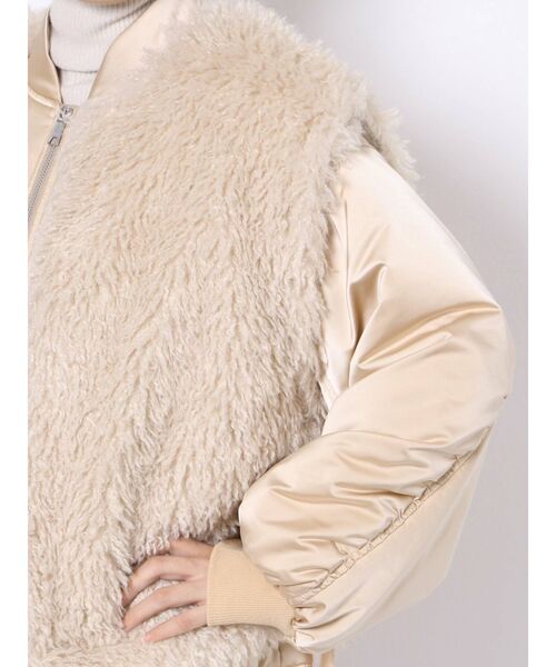 LAGUNAMOON（ラグナムーン）の「ボアベストMA-1（ブルゾン・レディース・ブラウン/アイボリー・FREE）」の20枚目の写真